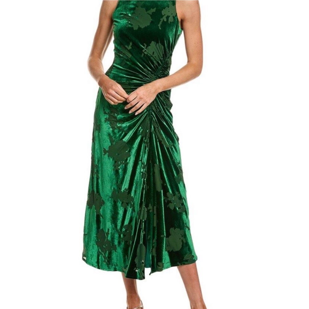 Elegant Green Sleeveless Dress